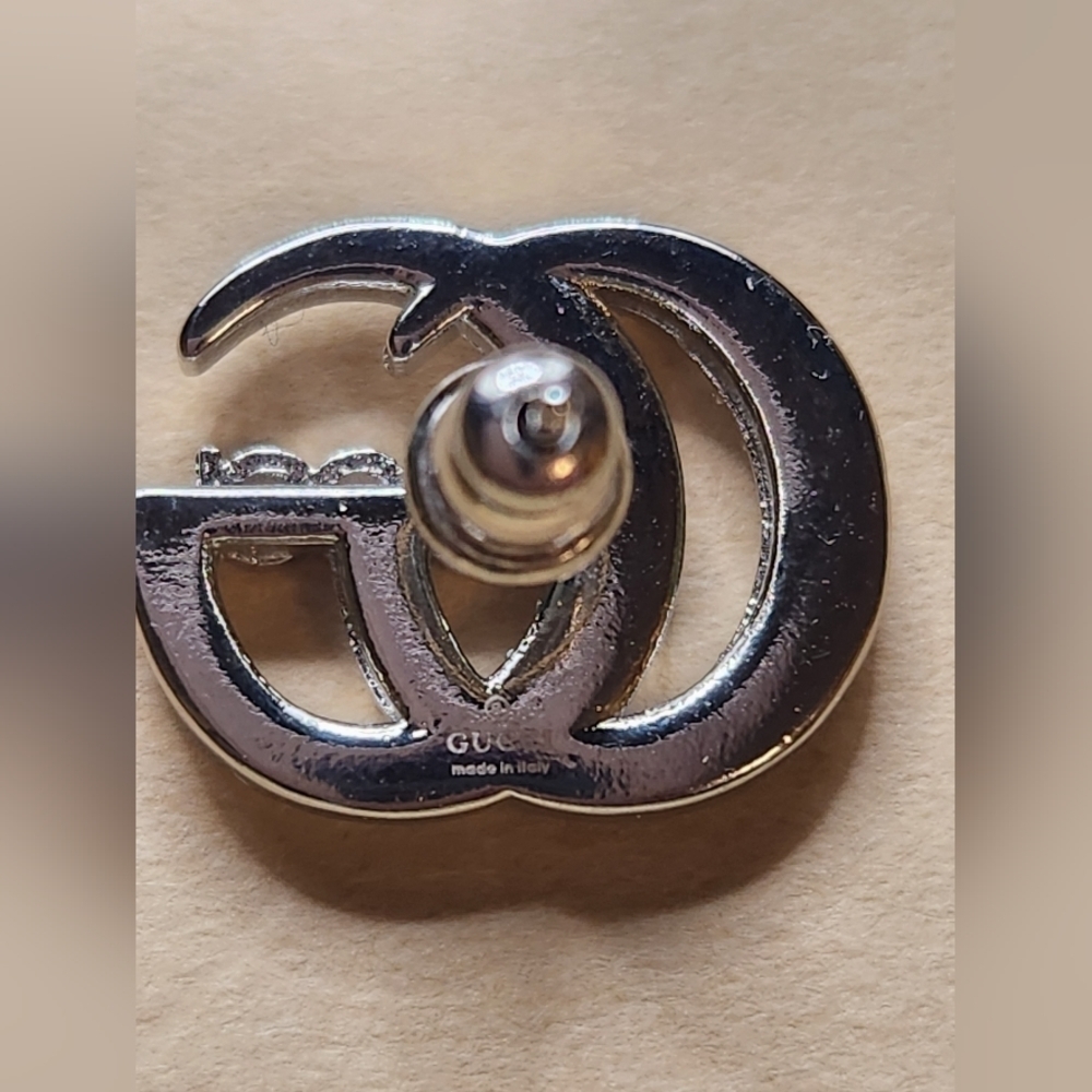 Gucci Diamond Stud